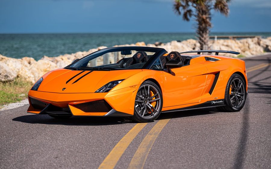 2,300-Mile 2013 Lamborghini Gallardo LP570-4 Spyder Performante Edizione Tecnica at Bring a Trailer
