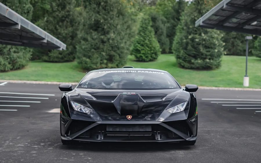 2021 Lamborghini Huracan STO at PCARMARKET