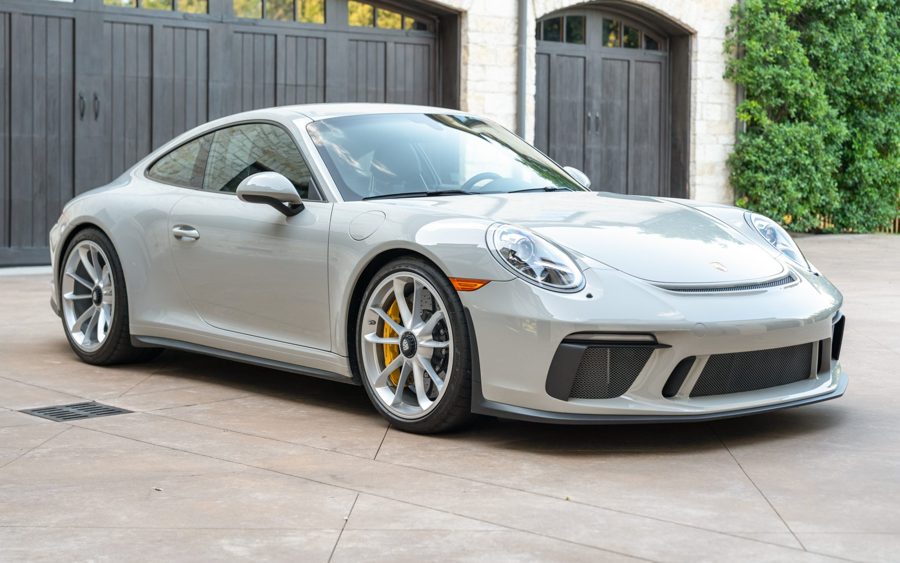 3,700-Mile 2019 Porsche 911 GT3 Touring 6-Speed at Bring a Trailer