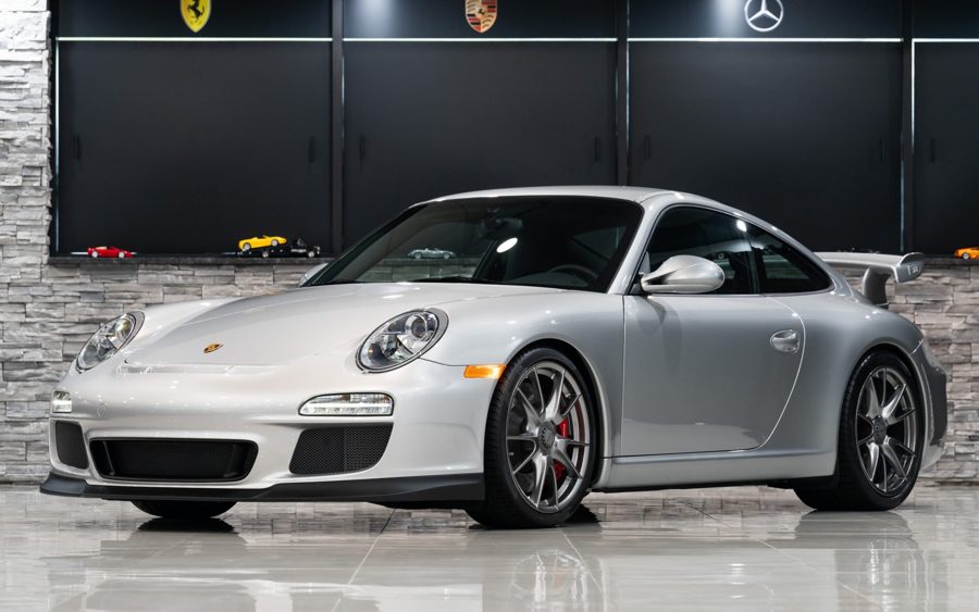 2,900-Mile 2010 Porsche 911 GT3 at Bring a Trailer
